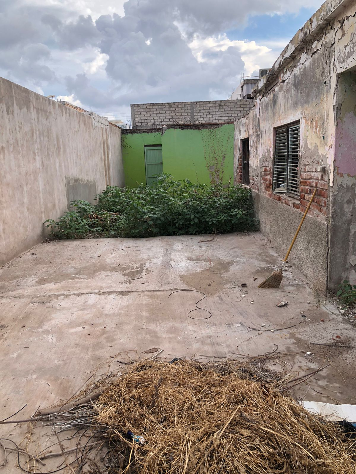 TERRENO EN RENTA